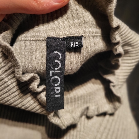 Lettuce trim neck rib-knit tee/ Tricot côtelé avec cou en frison - Picture 5 of 7